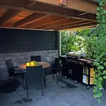 New! Glamping House With New Hot Tub And Sauna- Hisa Oddiha Updated December 2025 Casa de Férias