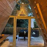 New! Glamping House With New Hot Tub And Sauna- Hisa Oddiha Updated December 2025 * Smarjeske Toplice
