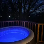 New! Glamping House With New Hot Tub And Sauna- Hisa Oddiha Updated December 2025 Smarjeske Toplice