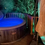 Casa de Férias New! Glamping House With New Hot Tub And Sauna- Hisa Oddiha Updated December 2025 Smarjeske Toplice