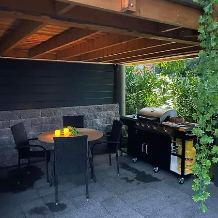 Glamping House With Terrace And Sauna- No Hot Tub- Hisa Oddiha Hébergement de vacances