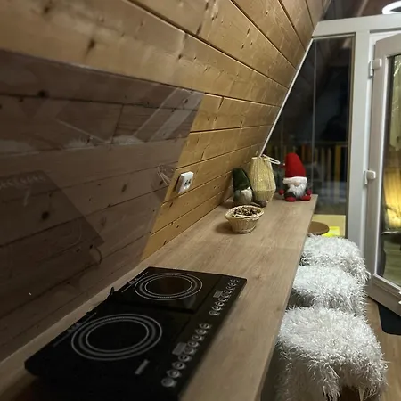 Dom wakacyjny New! Glamping House With New Hot Tub And Sauna- Hisa Oddiha Updated December 2025 *