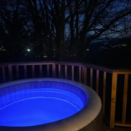 New! Glamping House With New Hot Tub And Sauna- Hisa Oddiha Updated December 2025 Smarjeske Toplice