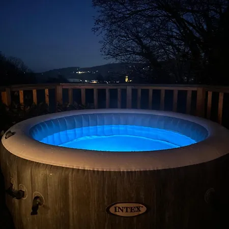 New! Glamping House With New Hot Tub And Sauna- Hisa Oddiha Updated December 2025 Ferienhaus