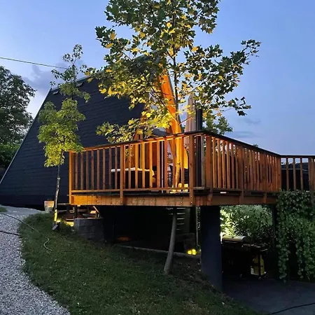 New! Glamping House With New Hot Tub And Sauna- Hisa Oddiha Updated December 2025 * Smarjeske Toplice