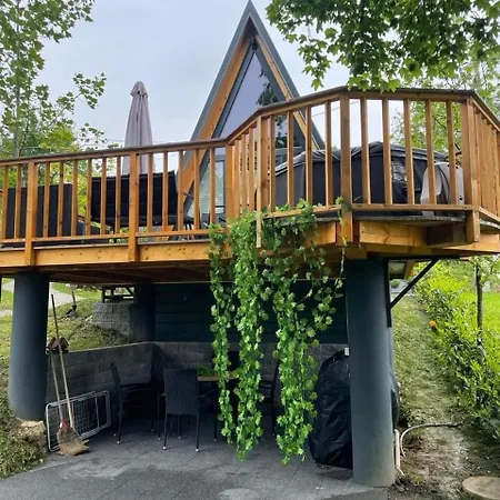 Сasa de vacaciones New! Glamping House With New Hot Tub And Sauna- Hisa Oddiha Updated December 2025