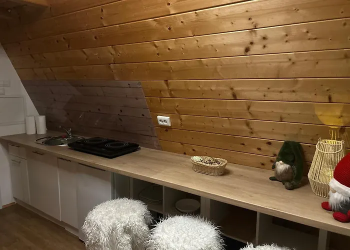 New! Glamping House With New Hot Tub And Sauna- Hisa Oddiha Updated December 2025 Casa vacanze