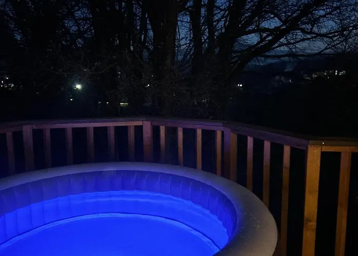 New! Glamping House With New Hot Tub And Sauna- Hisa Oddiha Updated December 2025 Šmarješke Toplice