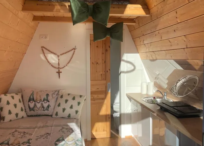 Casa vacanze New! Glamping House With New Hot Tub And Sauna- Hisa Oddiha Updated December 2025 *