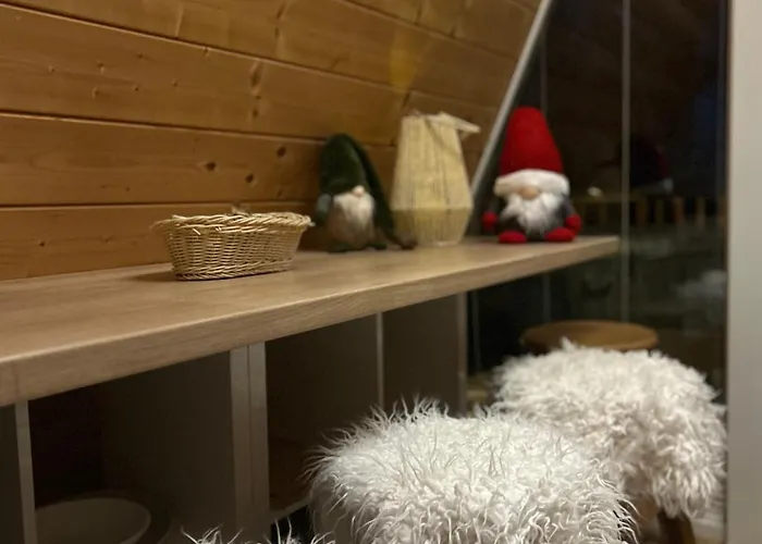 New! Glamping House With New Hot Tub And Sauna- Hisa Oddiha Updated December 2025 度假居 *