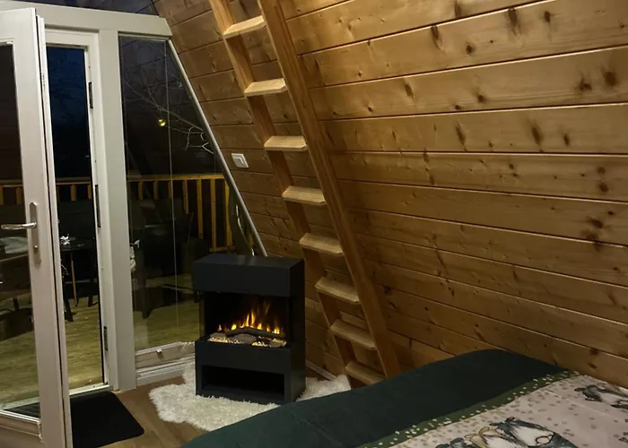 New! Glamping House With New Hot Tub And Sauna- Hisa Oddiha Updated December 2025 斯玛杰克托莱塞