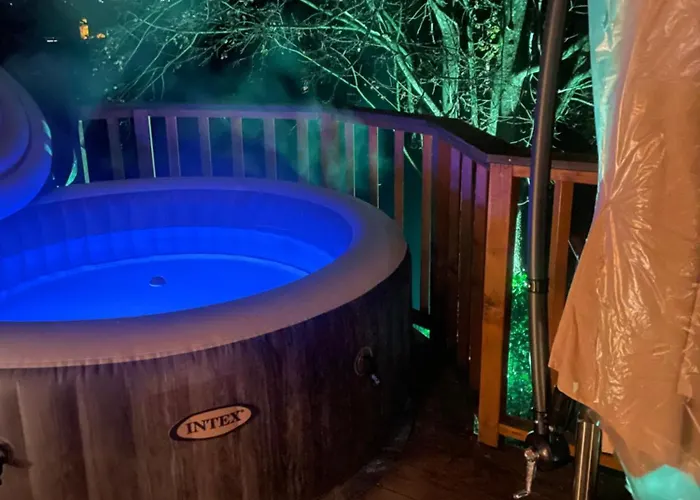 度假居 New! Glamping House With New Hot Tub And Sauna- Hisa Oddiha Updated December 2025 斯玛杰克托莱塞