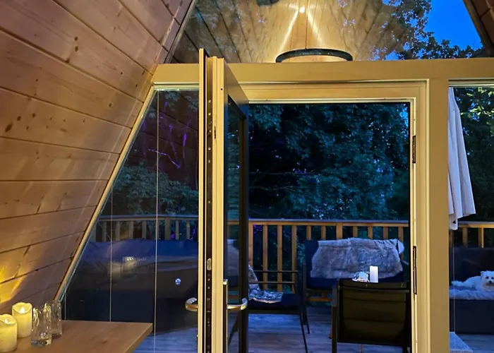 New! Glamping House With New Hot Tub And Sauna- Hisa Oddiha Updated December 2025 * 斯玛杰克托莱塞